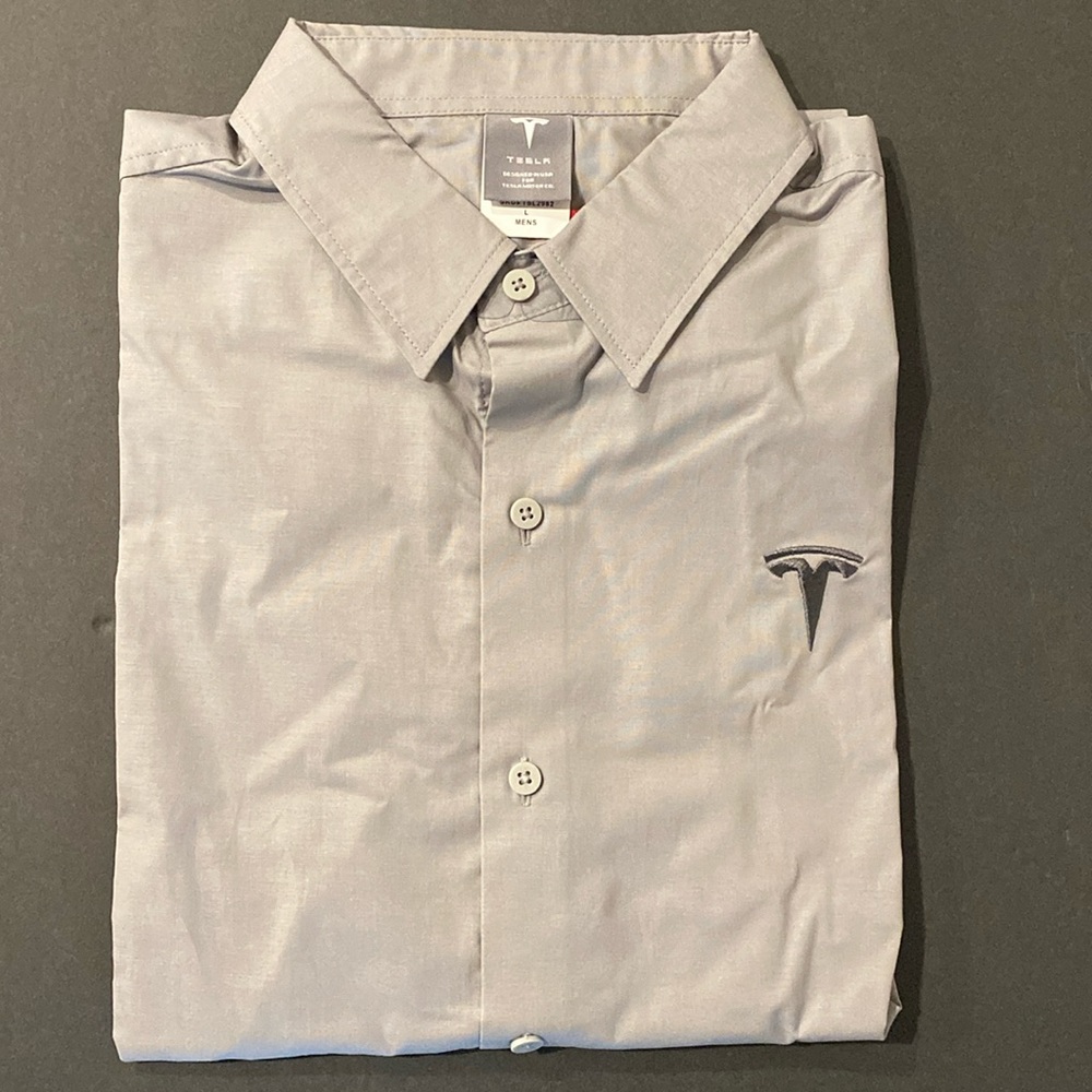 New, Tesla men’s Large, poplin long sleeve shirt. Light Grey color